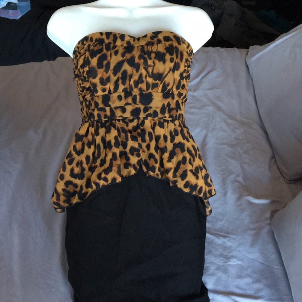 🎁GIFTED🎁 ENLIN Leopard Black Strapless Dress - Picture 6 of 8